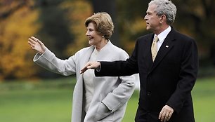 George'as W. Bushas ir Laura Bush