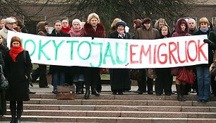 Mokytojų piketas kovo mėnesį