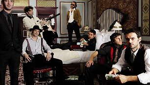 Grupė &bdquo;Les Hurlements D'L&eacute;o&ldquo;