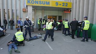 Komandų sirgaliai santykius ai&scaron;kinosi kum&scaron;čiais