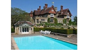 Dvaras &bdquo;Cowdray Park&ldquo;