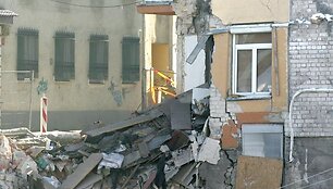Nugriuvusi gyvenamojo namo dalis &Scaron;iaulių gatvėje Vilniaus Senamiestyje.