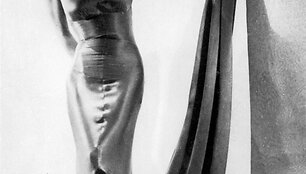 Chanel modelis Elsa Chiaparelli 