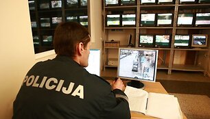 Vaizdą miesto gatvėse &scaron;iuo metu nuolat stebi policijos pareigūnai. Jiems į pagalbą ketinama pasitelkti neįgaliuosius.