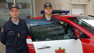 Lietuvos tarptautinės pagalbos teikimo komandos nariai prie&scaron; i&scaron;vykstant.