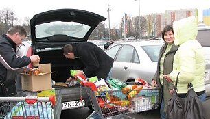 Lenkija rudenį tikisi sulaukti pana&scaron;ios i&scaron; Lietuvos atvykstančių pirkėjų bangos, kokia ją buvo užplūdusi &scaron;ių metų vasario ir kovo mėnesiais. 
