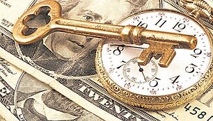 Labiausiai bankų veiklos vienpusi&scaron;kumas pasirei&scaron;kia tuo atveju, kai jie staiga atsisako tolesnio vykdomų projektų finansavimo arba sumažina pra&scaron;omo kredito dydį.