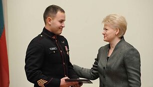 Apdovanojimas &ndash; i&scaron; prezidentės rankų