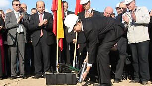 Kauniečiams 2008 metus labiausiai turėtų priminti pagaliau prasidėję Kauno arenos statybos darbai.