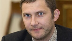 V.Savukynas