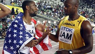Asafa Powellas ir Tysonas Guy Osakoje 2007 metais