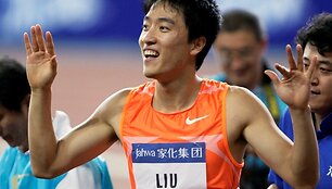 Liu Xiang į bėgimo takelį grižo po 13 mėnesių pertraukos