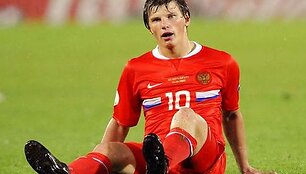 Andrejus Ar&scaron;avinas vis bla&scaron;kosi