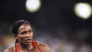 Maria Mutola dabar žaidžia futbolą