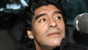 Maradona trenerio darbą pradėjo nesėkmingomis derybomis Barselonoje