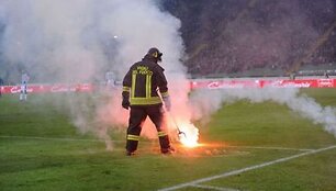 Petardos aik&scaron;tėje Zagrebo klubui kainavo visą naujametinį fejerverką