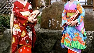 Teruno Miyake kimono šou