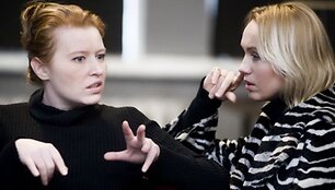 Režisierė Yana Ross ir aktorė Dalia Michelevičiūtė
