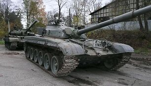 Tankas