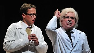 Spektaklis &bdquo;Mergaitė, kurios bijojo Dievas&ldquo;
