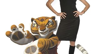 Angelina Jolie įgarsino kovinę Tigrę
