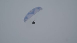 Parasparnių varžybos vir&scaron; Galvės ežero