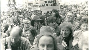 Lietuvos atgimimą liudijantys kadrai