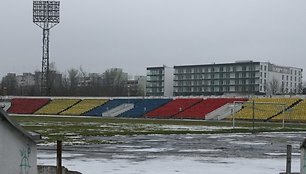 Apverktinos būklės „Žalgirio“ stadionas turės atlaikyti daugiatūkstantinę Dainų šventės Šokių dienos dalyvių minią. 