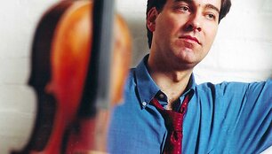 Į Lietuvos nacionalinės filharmonijos sceną smuikininkas grįžta po daugiau nei poros metų pertraukos. 