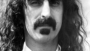 Legendinis JAV roko atlikėjas Frankas Zappa.