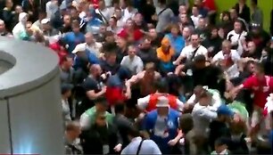 Rusų sirgaliai. 