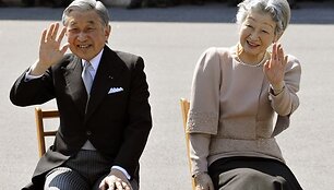 Japonijos imperatori&scaron;koji pora &scaron;venčia auksines vestuves.