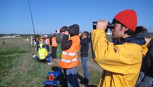 Plačioje pievoje už Palunkio aerodromo (Trakų raj.) vyksta tarptautinės aviamodeliuotojų varžybos BALTIC CUP 2009. 