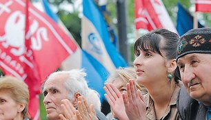 Mėnesį nesiliaujantys protestai stiprina būgštavimus dėl nestabilumo Gruzijoje.