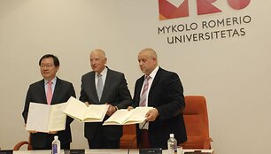 Jekuk Chang, Alvydas Pumputis, Vytautas Ratkevičius