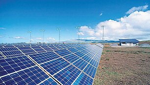 Saulės energija jau sėkmingai plėtojama Lenkijoje, o Italijoje, Ispanijoje, Prancūzijoje tai jau gana seniai teisi&scaron;kai reglamentuota ir sparčiai plėtojama energetikos sritis.