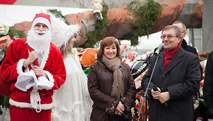 Šiauliai pasiekė didžiausio kalėdinio vainiko rekordą. 