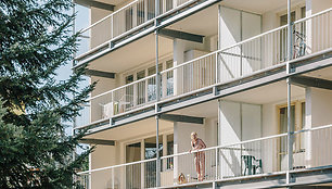 Nedideli pokyčiai pastatų balkonuose gali smarkiai keisti visą architektūrą.