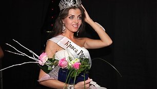 Gražiausia Rusijos mergina i&scaron;rinkta 23 metų Jevgenija Lapova i&scaron; Novosibirsko.