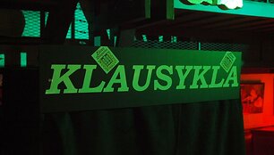 Klubą &bdquo;Tamsta&ldquo; penktadienį sudrebino žurnalo &bdquo;Pravda&ldquo; penktasis gimtadienis, kurio tema &ndash; viskas yra blogai.