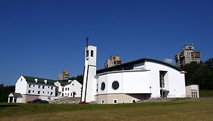 Vilniaus &Scaron;v.Jono Bosko bažnyčia Lazdynuose. 