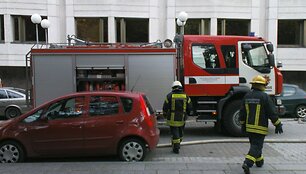 Vyriausybės rūmuose &ndash; Prie&scaron;gaisrinės gelbėjimo tarnybos pratybos.