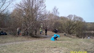 15min.lt skaitytojas dalijasi nuotraukomis i&scaron; &bdquo;Darom&ldquo; akcijos Vilniuje, Linkmenų g. prie ežero.