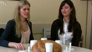 Studentės suprojektavo inovatyvius vaikų baldus &bdquo;Kivi&ldquo;.