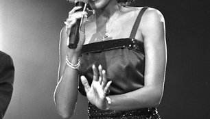 Whitney Houston (1988 m.)