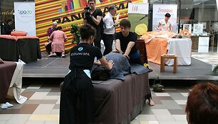IDZUMI firminis keturių rankų masažas