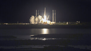 &bdquo;SpaceX&ldquo; raketa gabena į TKS i&scaron;manų robotą ir stiprios kavos