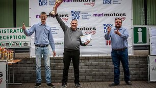 J. Kvaraciejus su mero taure