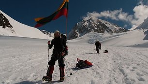 Lietuvos alpinistai aukščiausioje Šiaurės Amerikos viršukalnėje