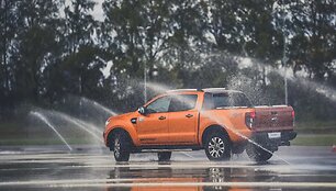 Atnaujinta &bdquo;Ford&ldquo; komercinių modelių &scaron;eima